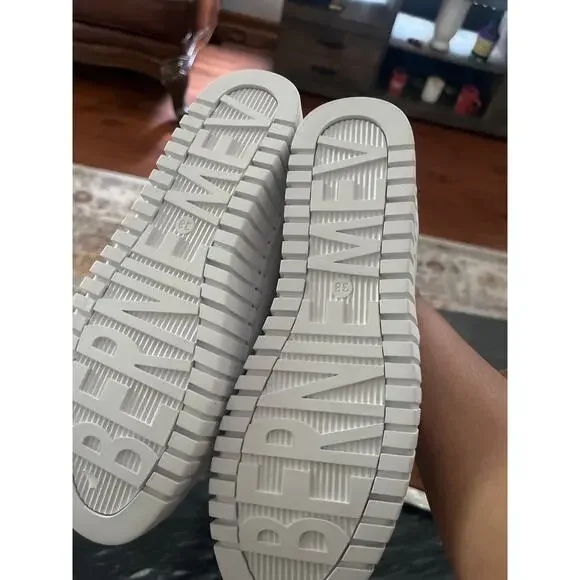 Women's Bernie Mev Odell Leather Sneaker White Rhinestones Memory Foam Sz 38/7 - Picture 5 of 7
